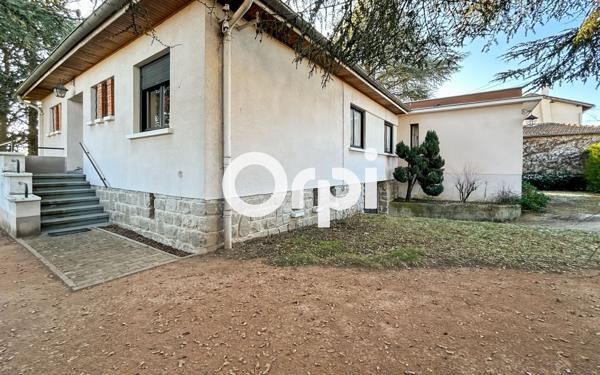 Maison à vendre    6 pièces •  Chazelles-sur-Lyon