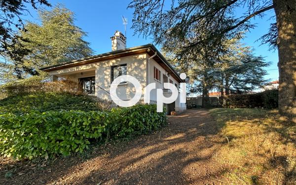 Maison à vendre    6 pièces •  Chazelles-sur-Lyon