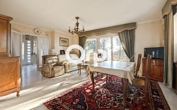 Maison à vendre    6 pièces •  Chazelles-sur-Lyon