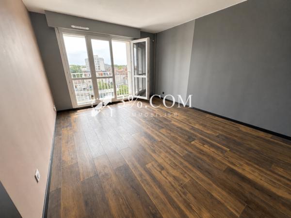 Appartement
                                                                                                                                                                                                                                                                                                                        3 pièce(s)                                                                                                                                                                                                          1 chambre(s)                                                                                                                                                                                                          48  m²