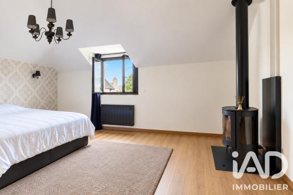 Maison à vendre 6 pièces 368,51 m² Colombes