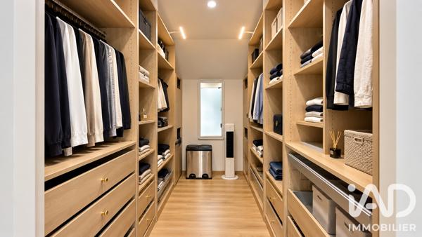 Maison à vendre 6 pièces 368,51 m² Colombes