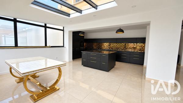 Maison à vendre 6 pièces 368,51 m² Colombes