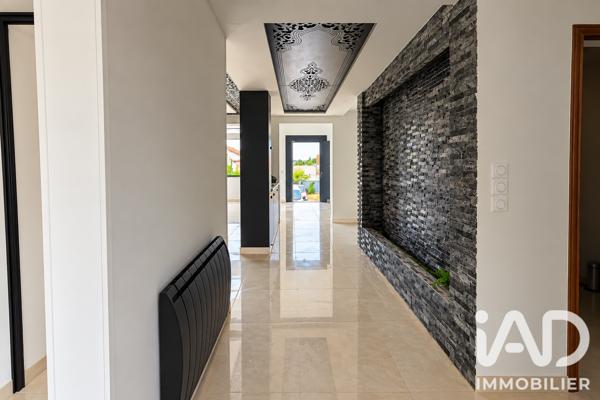 Maison à vendre 6 pièces 368,51 m² Colombes