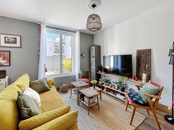 Maison de ville entre le quartier de Mézières et Manchester