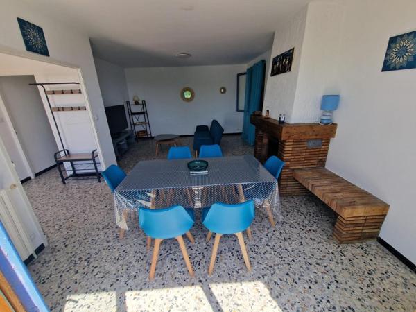 Charmante maison provençale surélevée avec vue dégagée