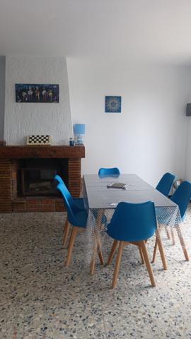 Charmante maison provençale surélevée avec vue dégagée