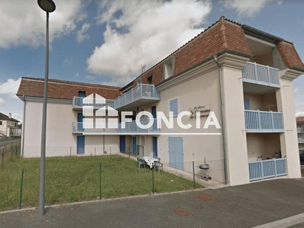 Location Appartement 2 pièces 41.5 m² - RUE GASTON PLANTE Orthez 64300