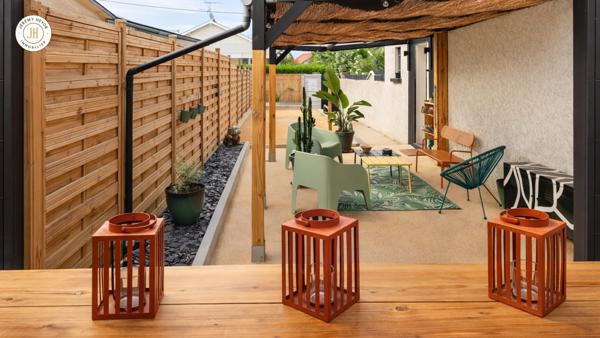 À vendre - Maison mitoyenne 1 côté, 4 pièces située à Pont-de-Chéruy (38230)