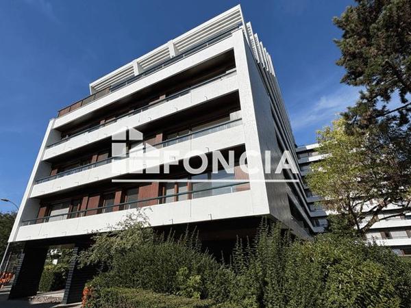 Location Local commercial 1 pièce 27 m² - 21-23 RUE LESAGE Rennes 35700