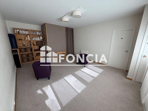 Location Local commercial 1 pièce 27 m² - 21-23 RUE LESAGE Rennes 35700