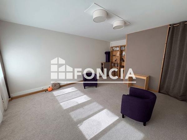 Location Local commercial 1 pièce 27 m² - 21-23 RUE LESAGE Rennes 35700