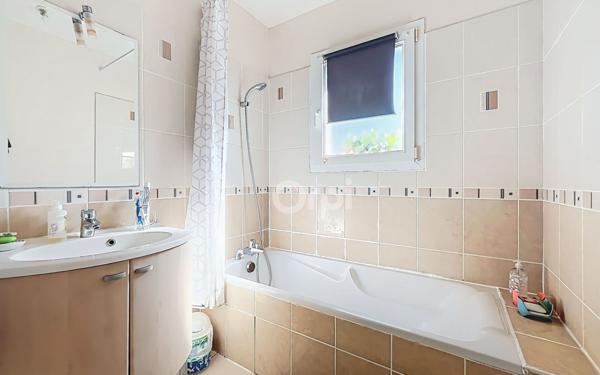 Maison à vendre    4 pièces •  Rilhac-Rancon