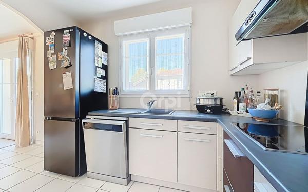 Maison à vendre    4 pièces •  Rilhac-Rancon