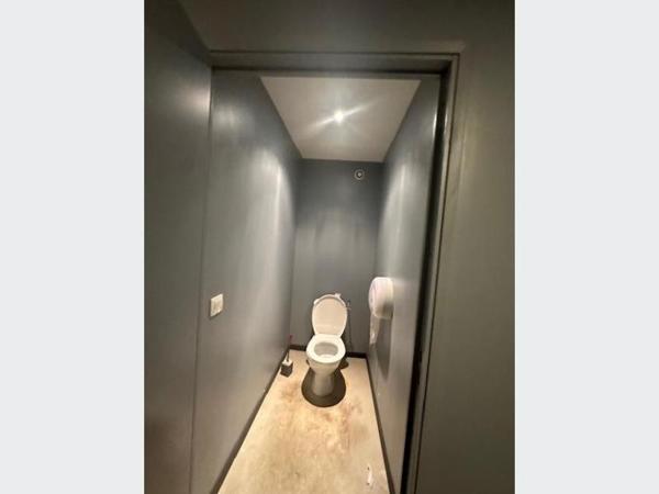 Entrepôt à Vendre à LA SENTINELLE 333900 €