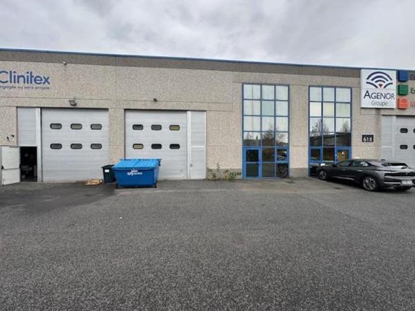 Entrepôt à Vendre à LA SENTINELLE 333900 €