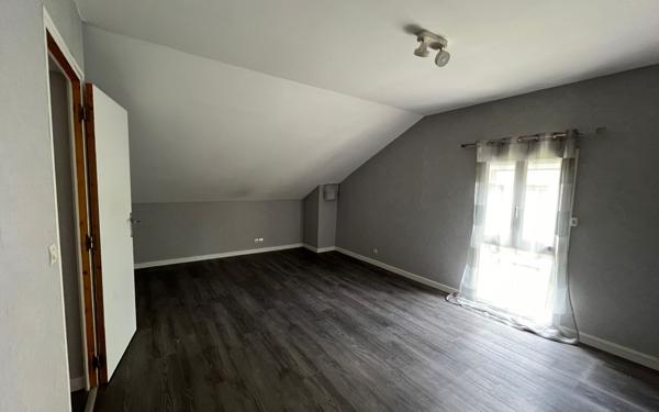 Maison à vendre    4 pièces • 107 m2 La Jonchère-Saint-Maurice