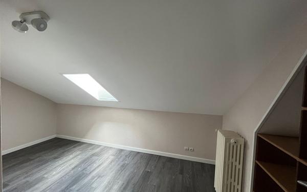 Maison à vendre    4 pièces • 107 m2 La Jonchère-Saint-Maurice