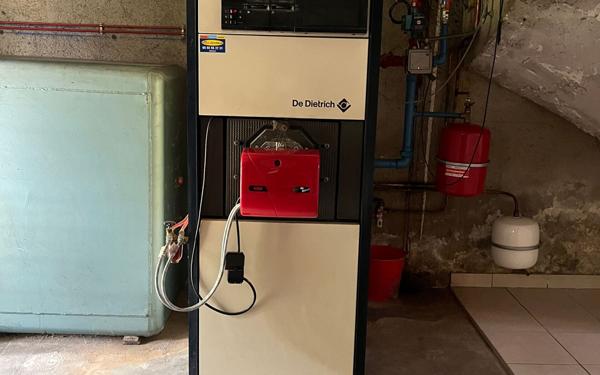 Maison à vendre    4 pièces • 107 m2 La Jonchère-Saint-Maurice