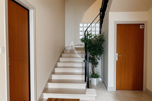 VENTE : appartement F2 (54 m²) à VILLIERS SUR MARNE