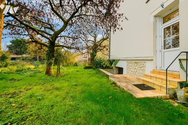 Charmante maison 1930 à Saint-Cyr-sur-Loire
Rue Victor Hugo – Environnement recherché