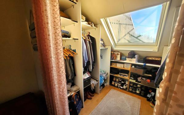 Maison à vendre    5 pièces • 115 m2 Crécy-la-Chapelle