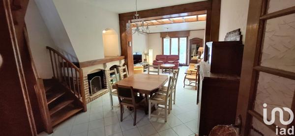 Maison de ville 5 pièces de 111 m² à Tourcoing (59200)
