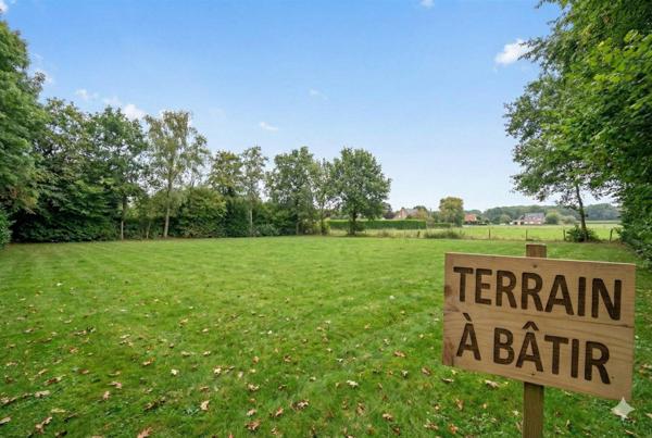 terrain à bâtir centre ville Ares