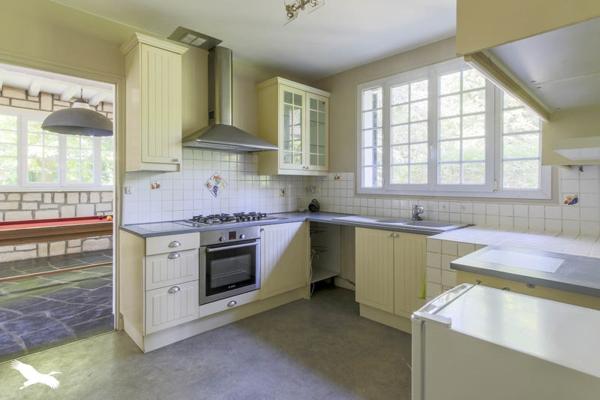 Maison 580 000 € Maule 7 p 232,7 m² DPE E