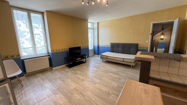 IMMEUBLE DE RAPPORT ET INVESTISSEMENT LOCATIF EN VENTE A TERME LIBRE
