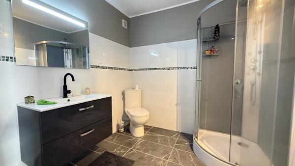 IMMEUBLE DE RAPPORT ET INVESTISSEMENT LOCATIF EN VENTE A TERME LIBRE