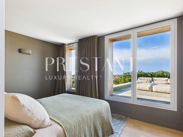 Biarritz, Beaurivage, maison contemporaine vue océan aux lignes californiennes, BIARRITZ
