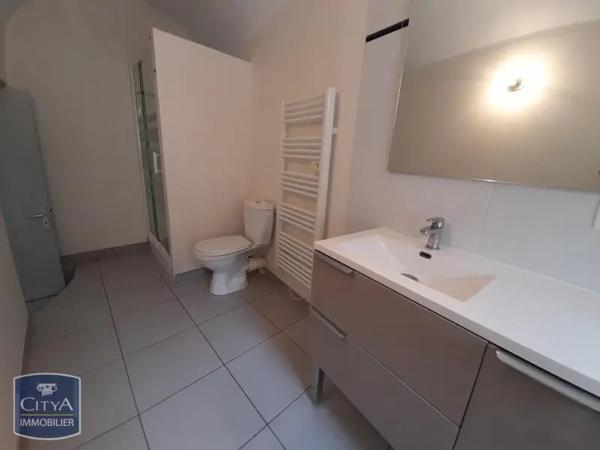 Appartement à louer 4 pièces 84.44m²