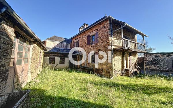 Maison à vendre    4 pièces •  Saint-Hilaire-Peyroux