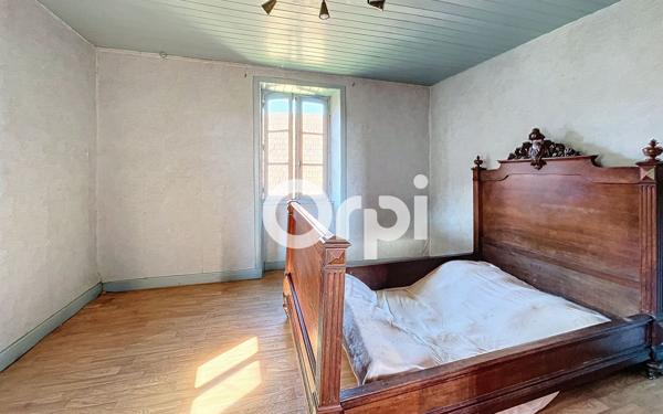 Maison à vendre    4 pièces •  Saint-Hilaire-Peyroux