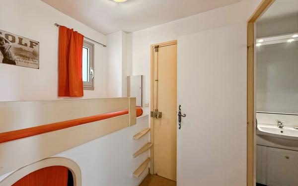 Appartement à vendre    1 pièce • 23 m2 Saint-Raphaël