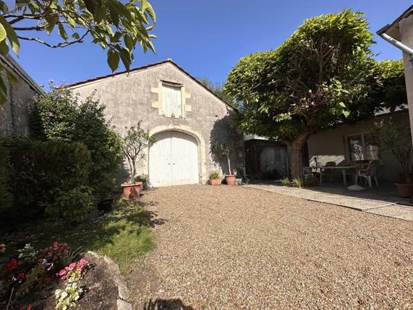 Maison à vendre à Gizeux dans l'Indre-et-Loire (37340), ref : 49046/758