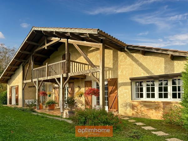 VILLA DE TYPE LANDAISE DE PLAIN-PIED 157 M2 Habitables , JARDIN AVEC FORAGE.