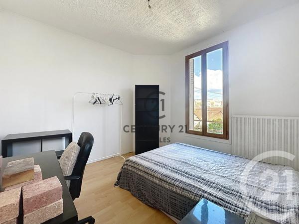 Maison à vendre  8 pièces - 174,08 m 2   CHELLES  - 77