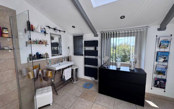 Maison à vendre    4 pièces • 92,90 m2 Plounévez-Quintin