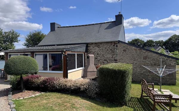 Maison à vendre    4 pièces • 92,90 m2 Plounévez-Quintin