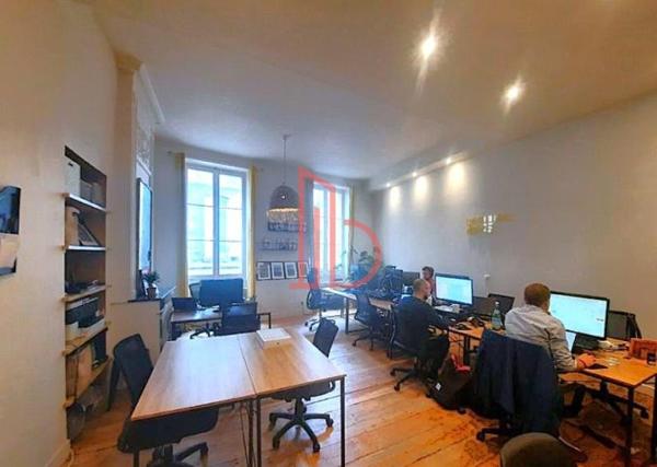 Bureau de 96 m² à vendre à Bordeaux Saint-Michel - Victoire