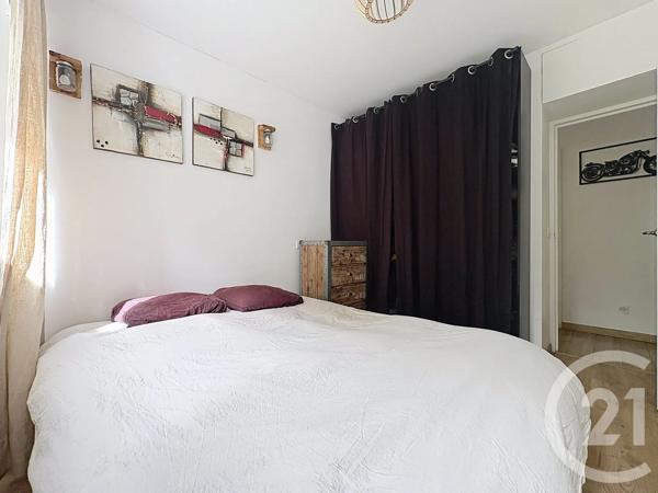 Appartement F3 à vendre  3 pièces - 66,68 m 2   LEVALLOIS PERRET  - 92