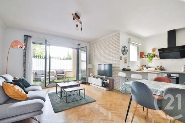 Appartement F3 à vendre  3 pièces - 66,68 m 2   LEVALLOIS PERRET  - 92