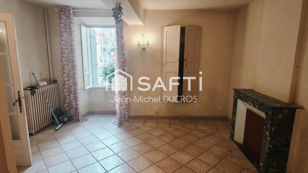 grande maison de ville provençale