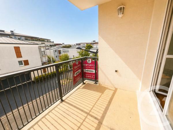 Appartement F2 à vendre  2 pièces - 40,28 m 2   MASSY  - 91
