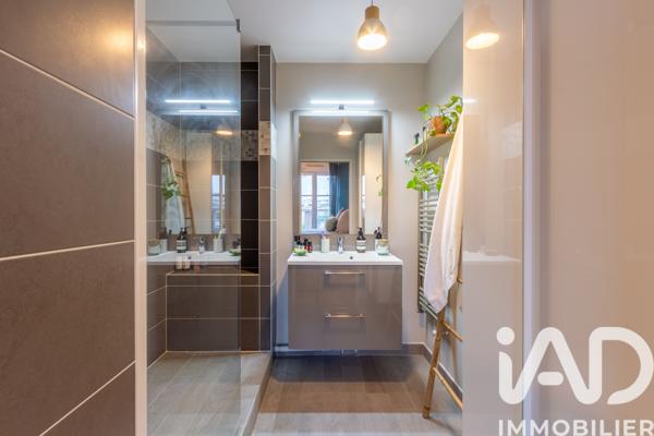 Appartement à vendre 4 pièces 82 m² Puteaux