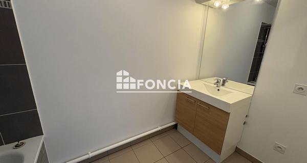Location Appartement 2 pièces 47.85 m² - Saint-michel-sur-orge 91240