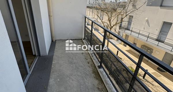 Location Appartement 2 pièces 47.85 m² - Saint-michel-sur-orge 91240