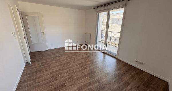 Location Appartement 2 pièces 47.85 m² - Saint-michel-sur-orge 91240
